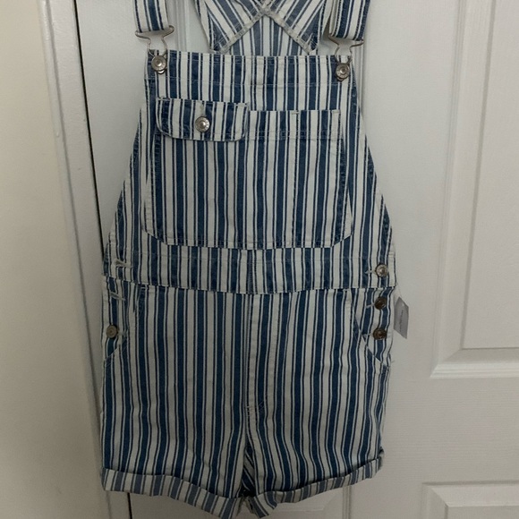NWT American Eagle overalls 💙 - Picture 2 of 4